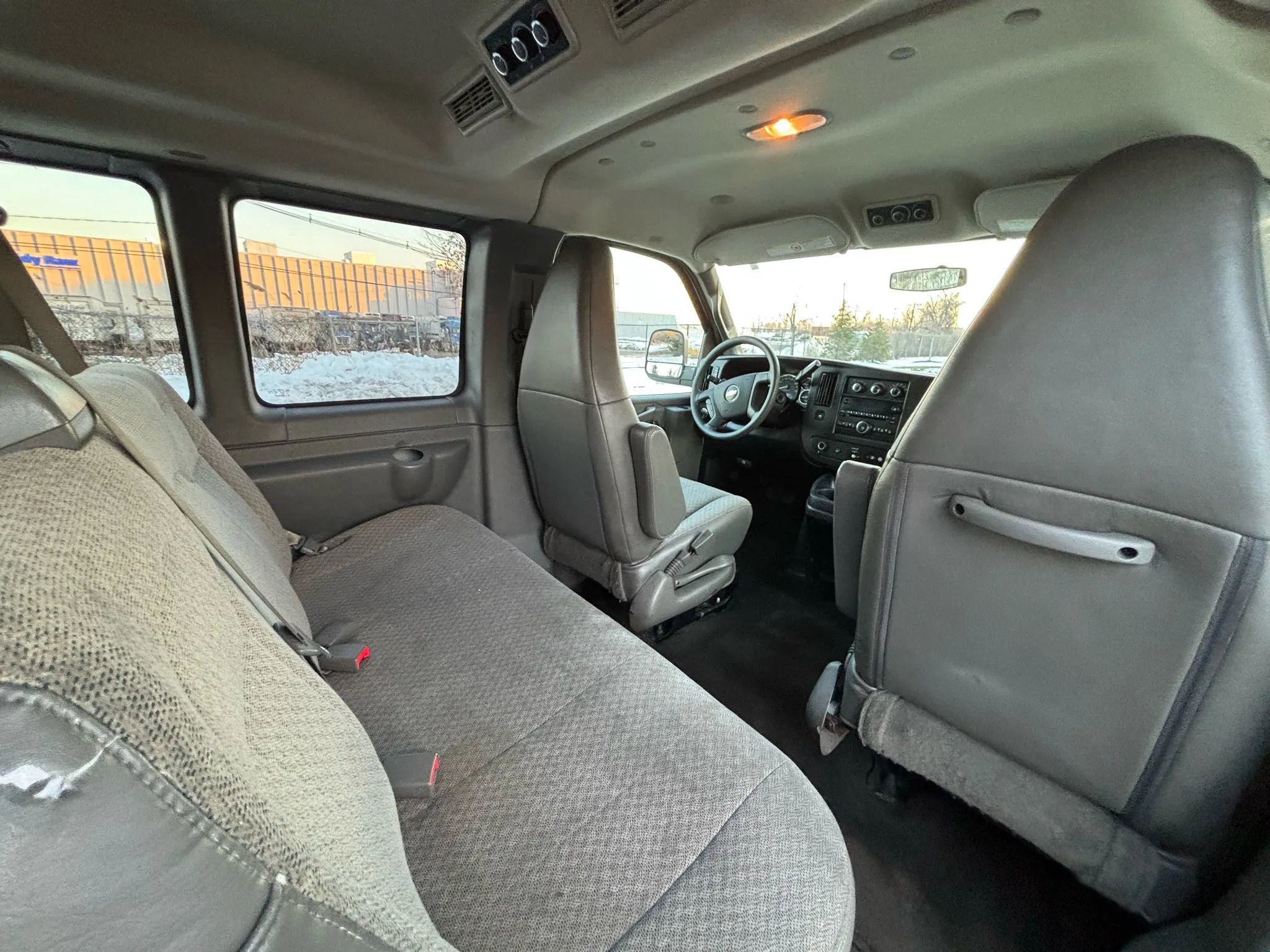 Used 2017 Chevrolet Express 2500 LT w/ LT Preferred Equipment Group image 31