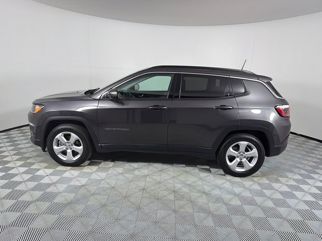 Used 2020 Jeep Compass Latitude w/ Popular Equipment Group FWD image 8