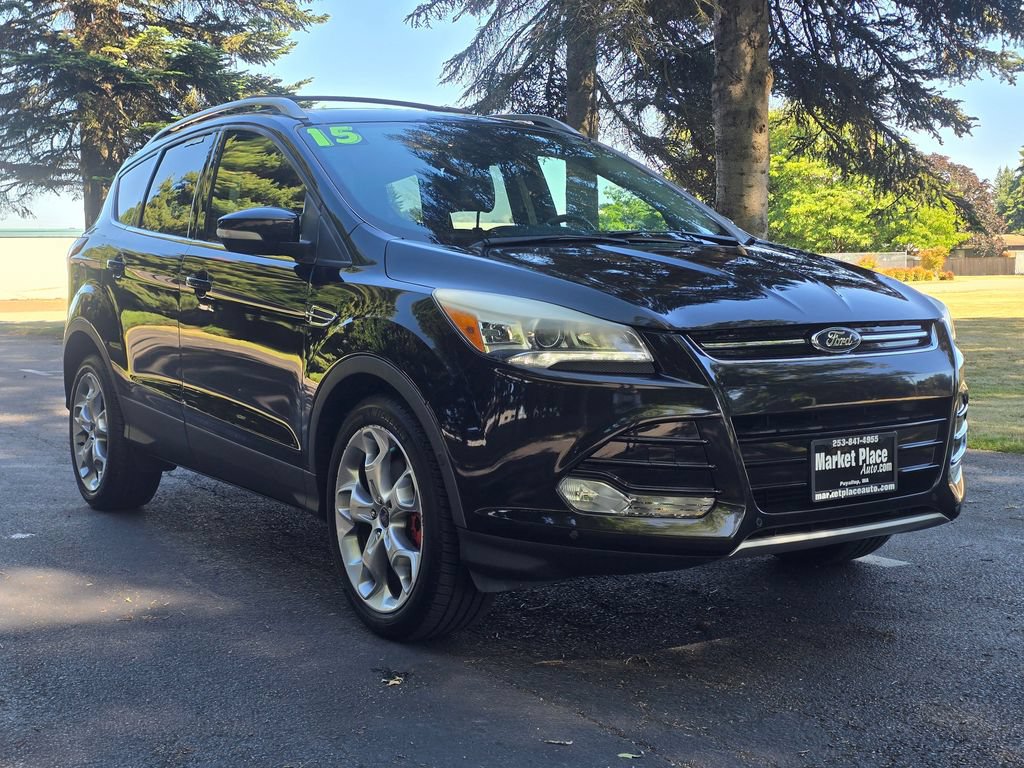 Used 2015 Ford Escape Titanium w/ Equipment Group 301A AWD/4WD image 8