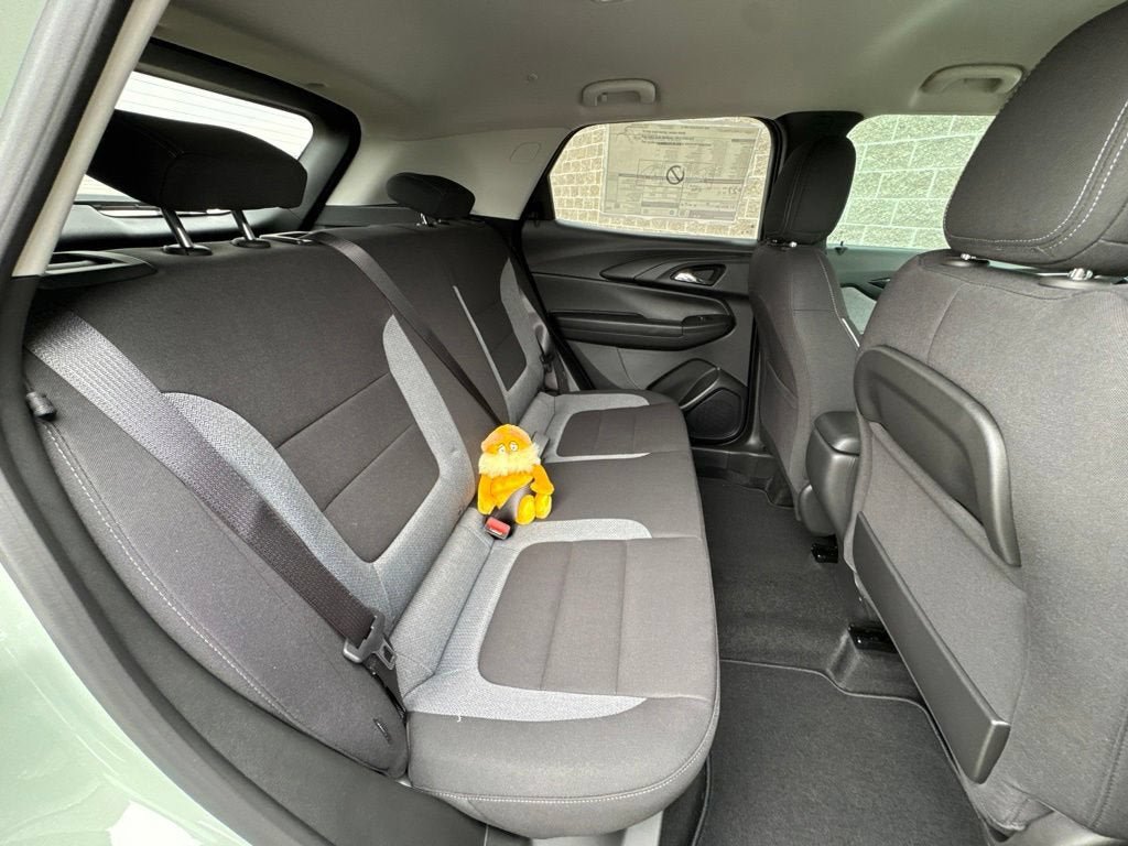 New 2026 Chevrolet TrailBlazer LS w/ LS Convenience Package AWD/4WD image 32