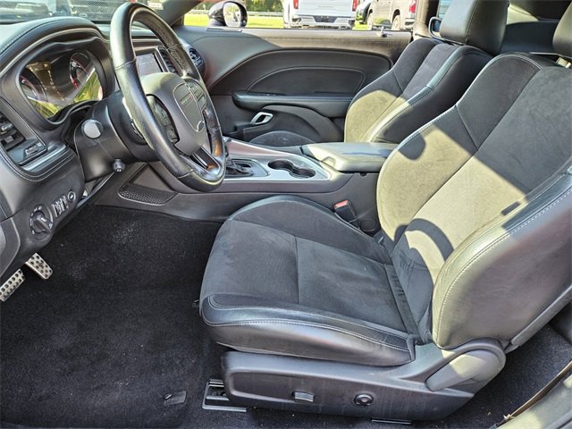 Used 2021 Dodge Challenger GT w/ Plus Package image 8