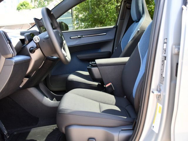 New 2026 Volvo EX30 Plus w/ Protection Package Premier AWD/4WD image 12