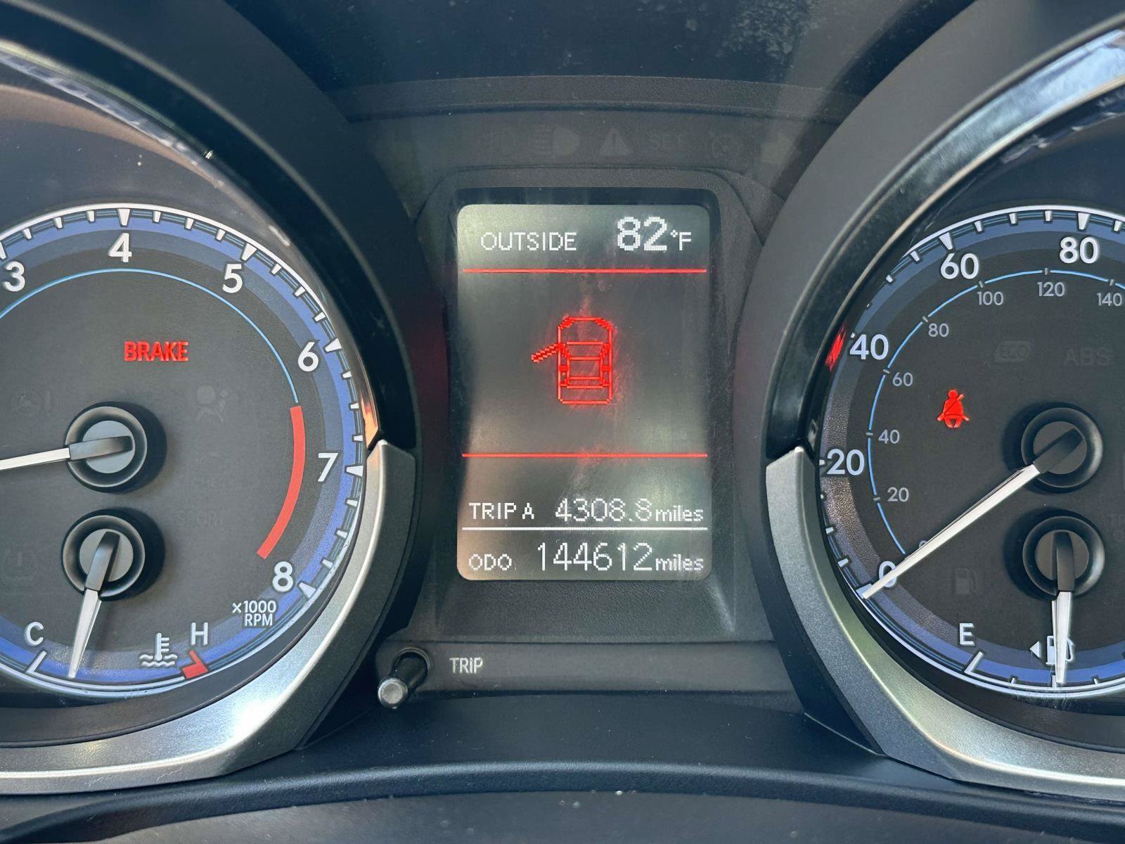 Used 2015 Toyota Corolla S FWD image 15