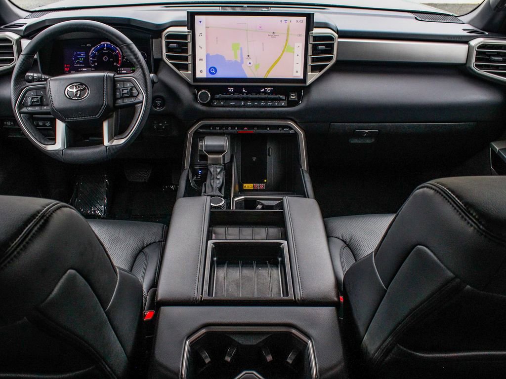 Used 2025 Toyota Tundra Limited AWD/4WD image 34