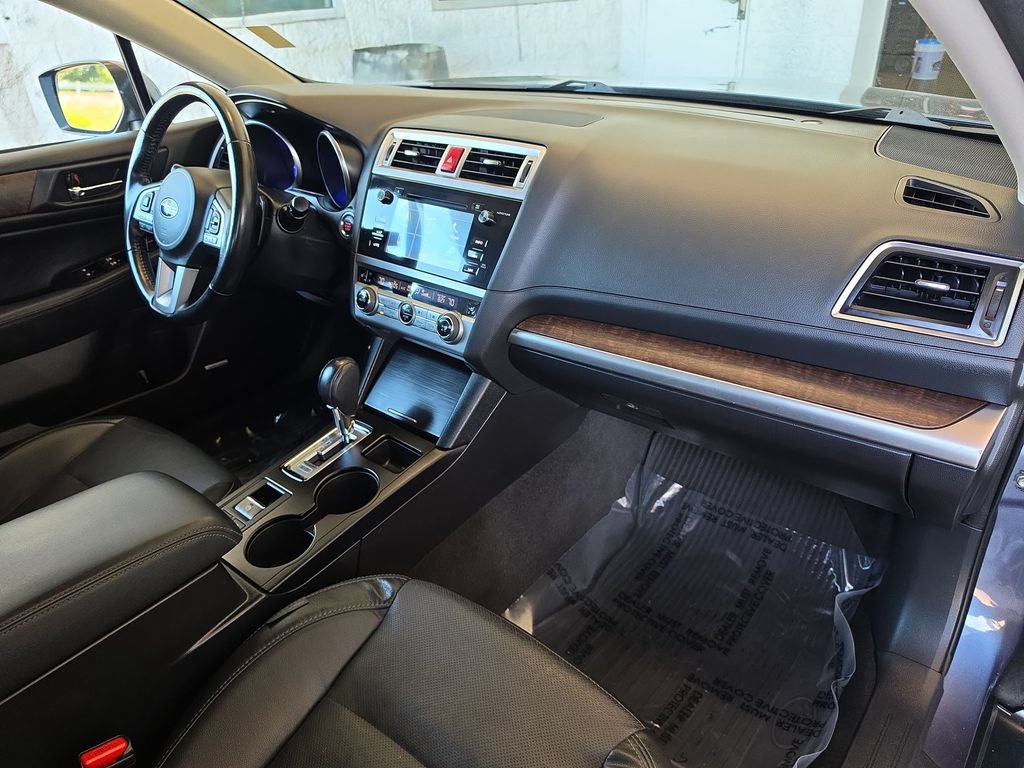 Used 2016 Subaru Outback 2.5i Limited AWD/4WD image 30