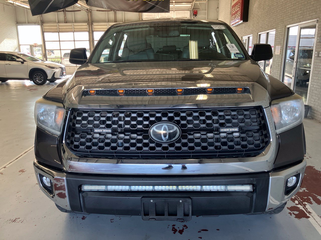 Used 2021 Toyota Tundra SR5 w/ SR5 Leather Package RWD image 6