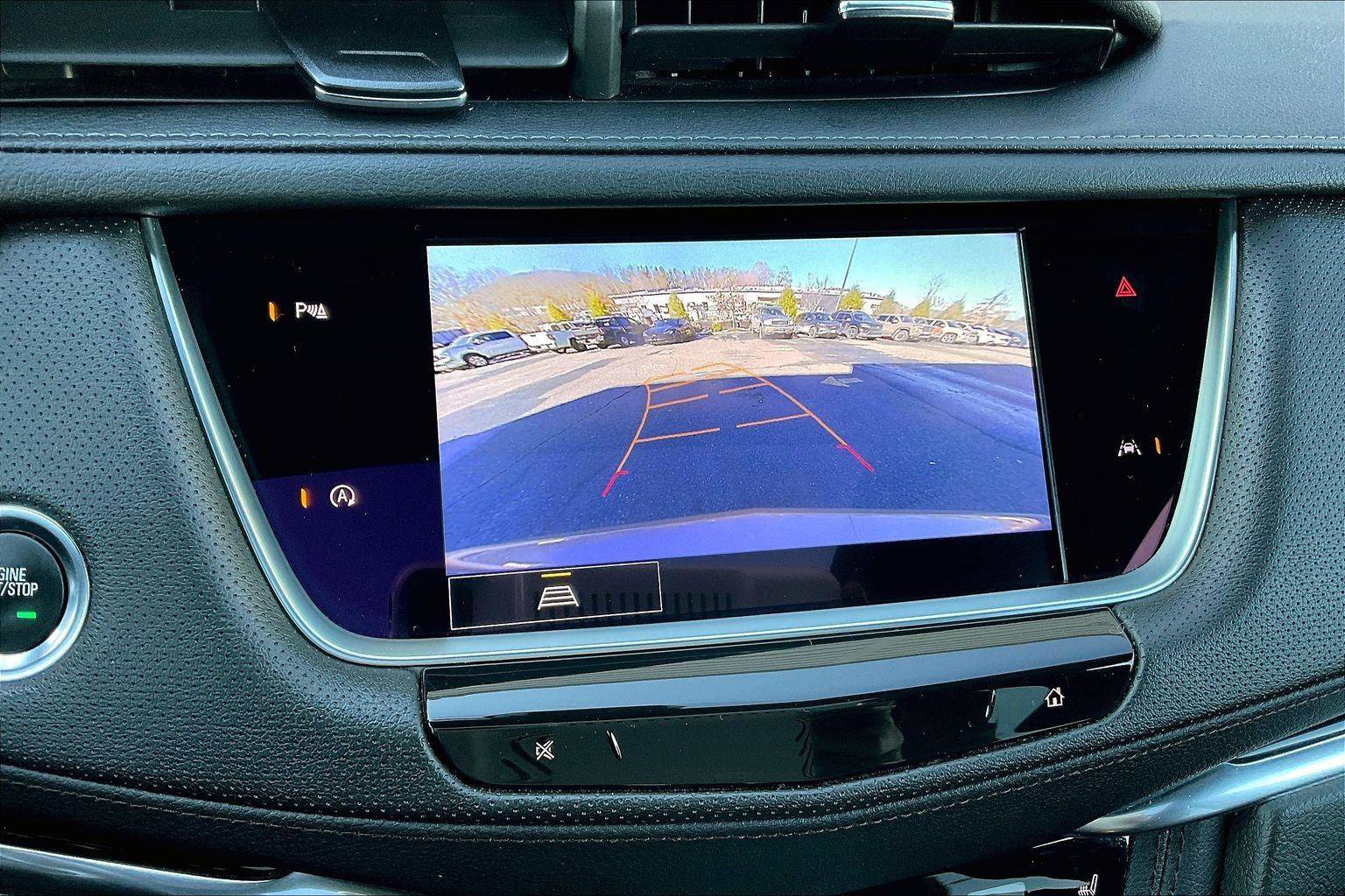 Used 2023 Cadillac XT6 Luxury image 22