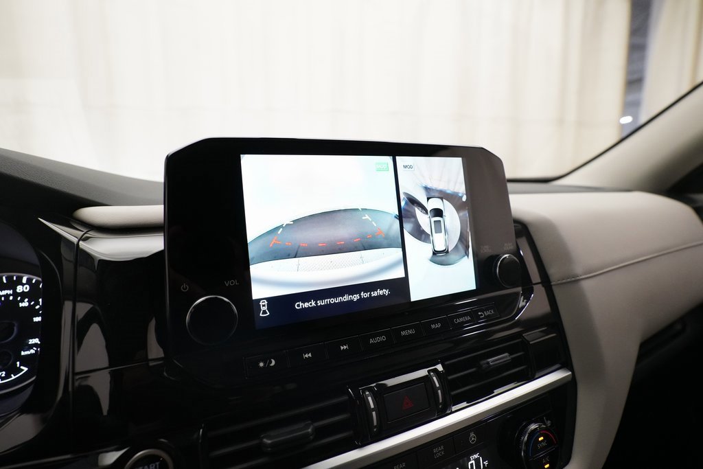 Certified 2024 Nissan Pathfinder SL image 20