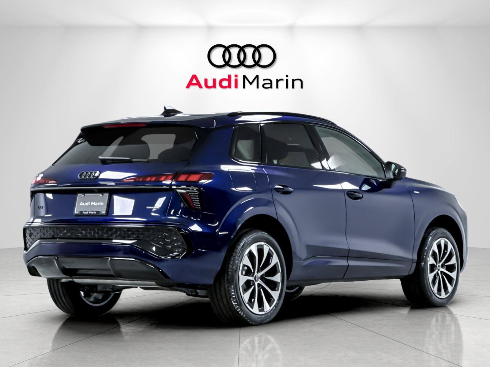 New 2026 Audi Q3 quattro 2.0T AWD/4WD image 5