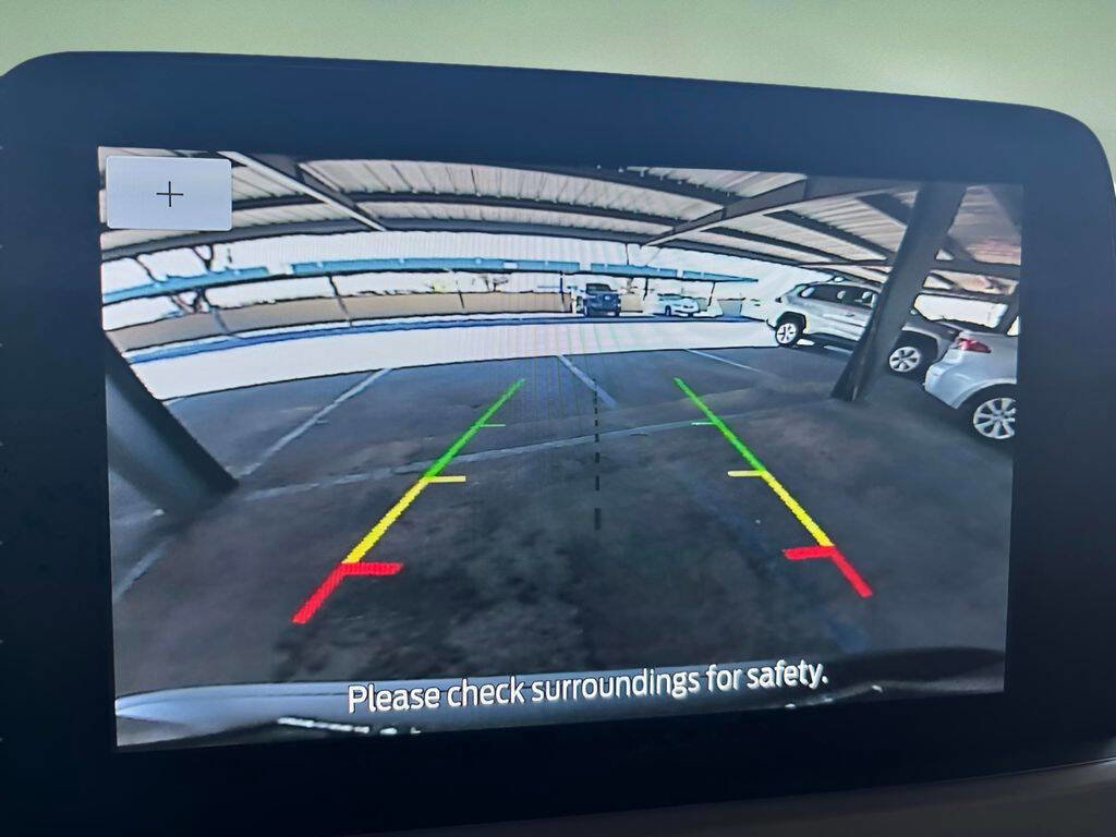 Used 2022 Ford Escape SE image 16