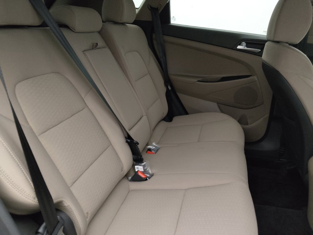 Used 2021 Hyundai Tucson Value FWD image 19