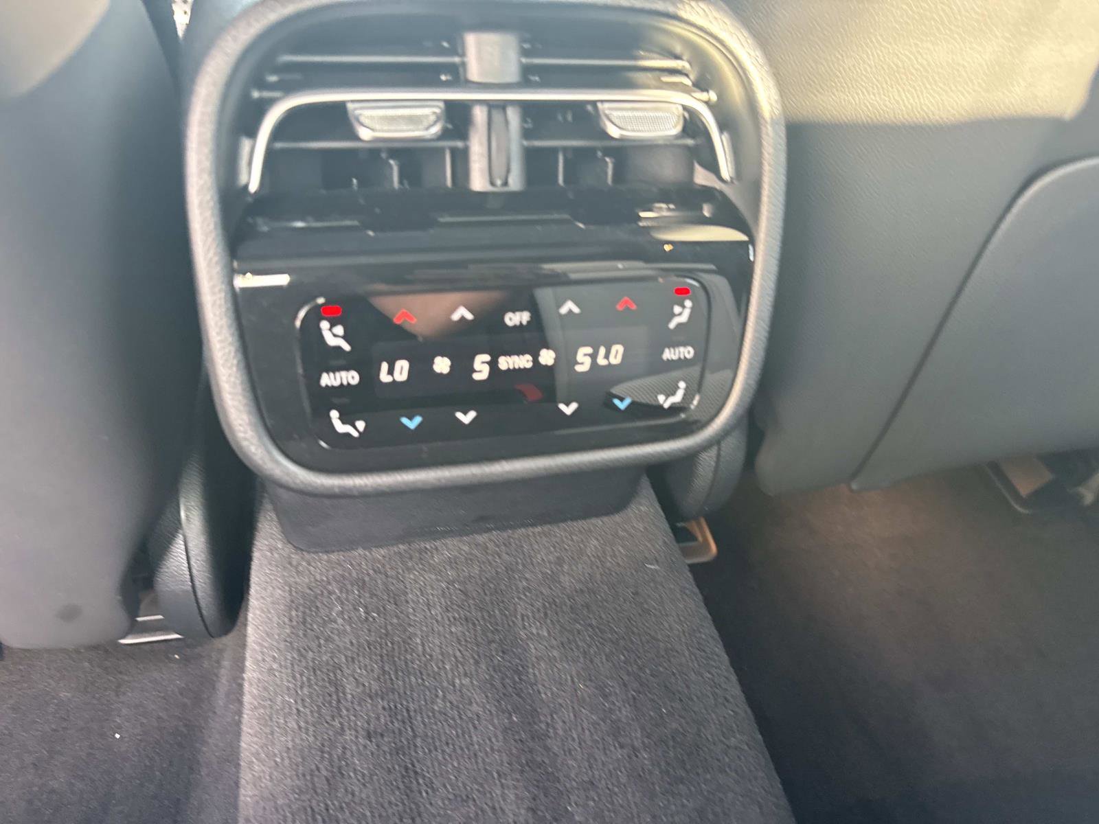 Certified 2026 Mercedes-Benz E 53 AMG e 4MATIC Sedan image 16