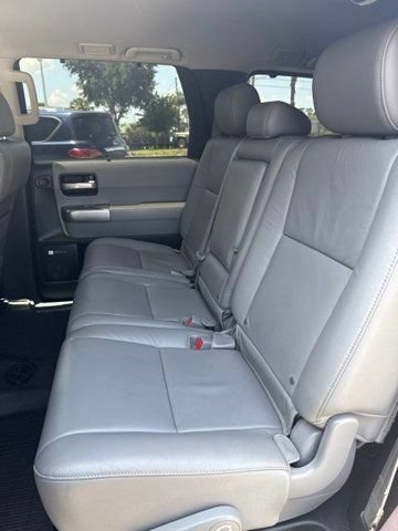 Used 2019 Toyota Sequoia Limited w/ Safety & Convenience Package AWD/4WD image 10