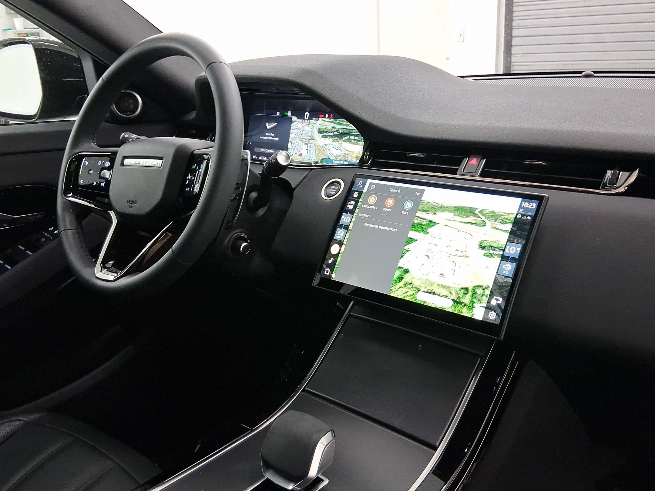 Certified 2025 Land Rover Range Rover Evoque Dynamic SE AWD/4WD image 21