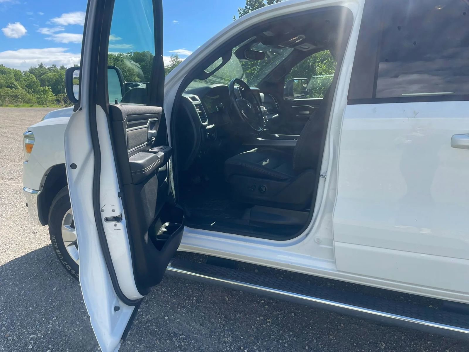 Used 2021 RAM 1500 Big Horn AWD/4WD image 4