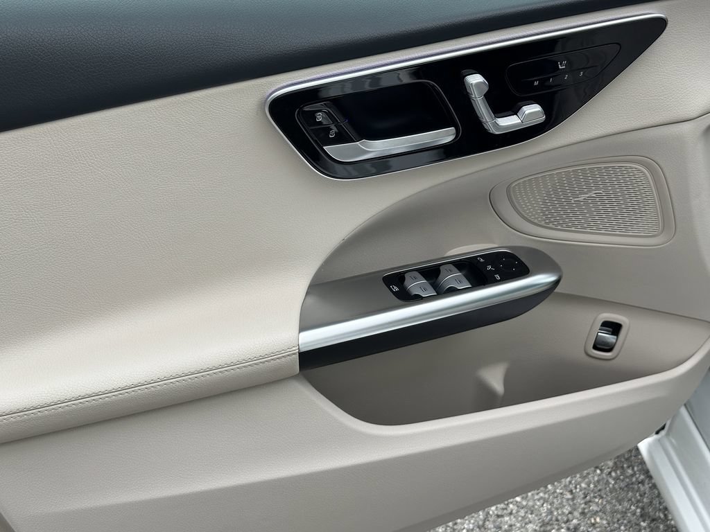 Certified 2023 Mercedes-Benz C 300 4MATIC Sedan image 12