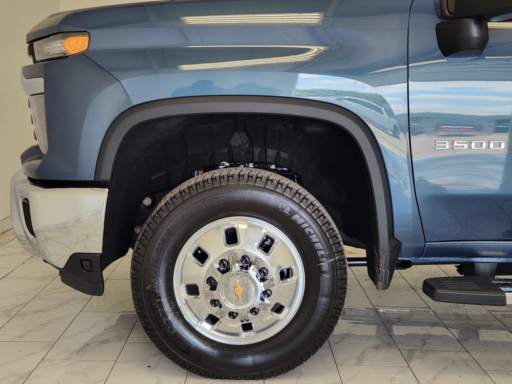 New 2026 Chevrolet Silverado 3500 LT AWD/4WD image 7