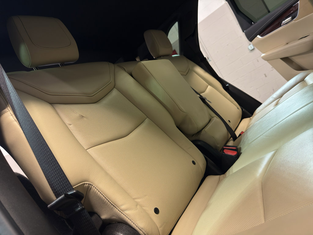 Used 2017 Cadillac XT5 Luxury w/ Driver Awareness Package AWD/4WD image 26