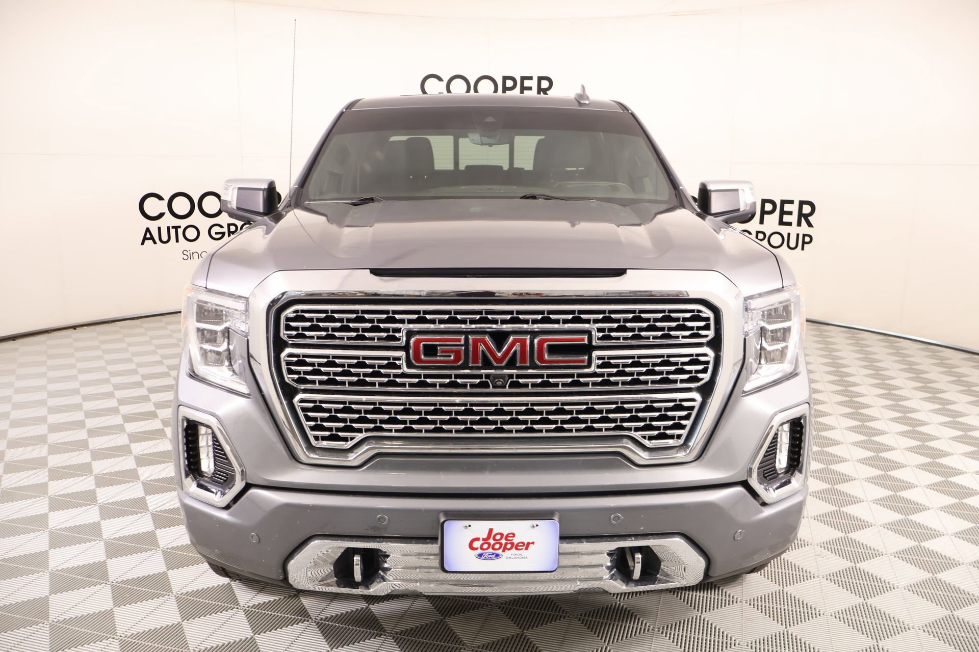 Used 2020 GMC Sierra 1500 Denali w/ Denali Ultimate Package AWD/4WD image 9