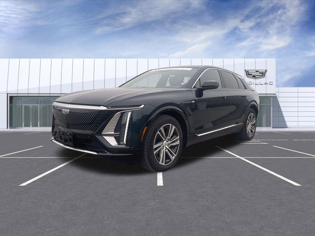 Certified 2024 Cadillac Lyriq Luxury image 4