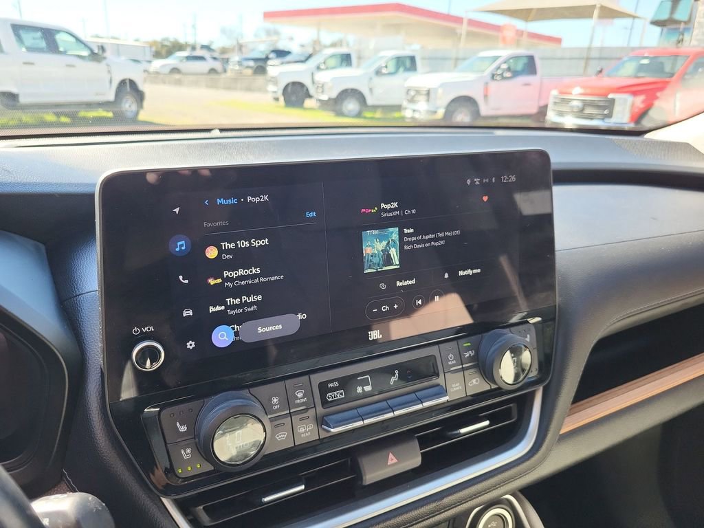 Used 2024 Toyota Grand Highlander Platinum AWD/4WD image 12