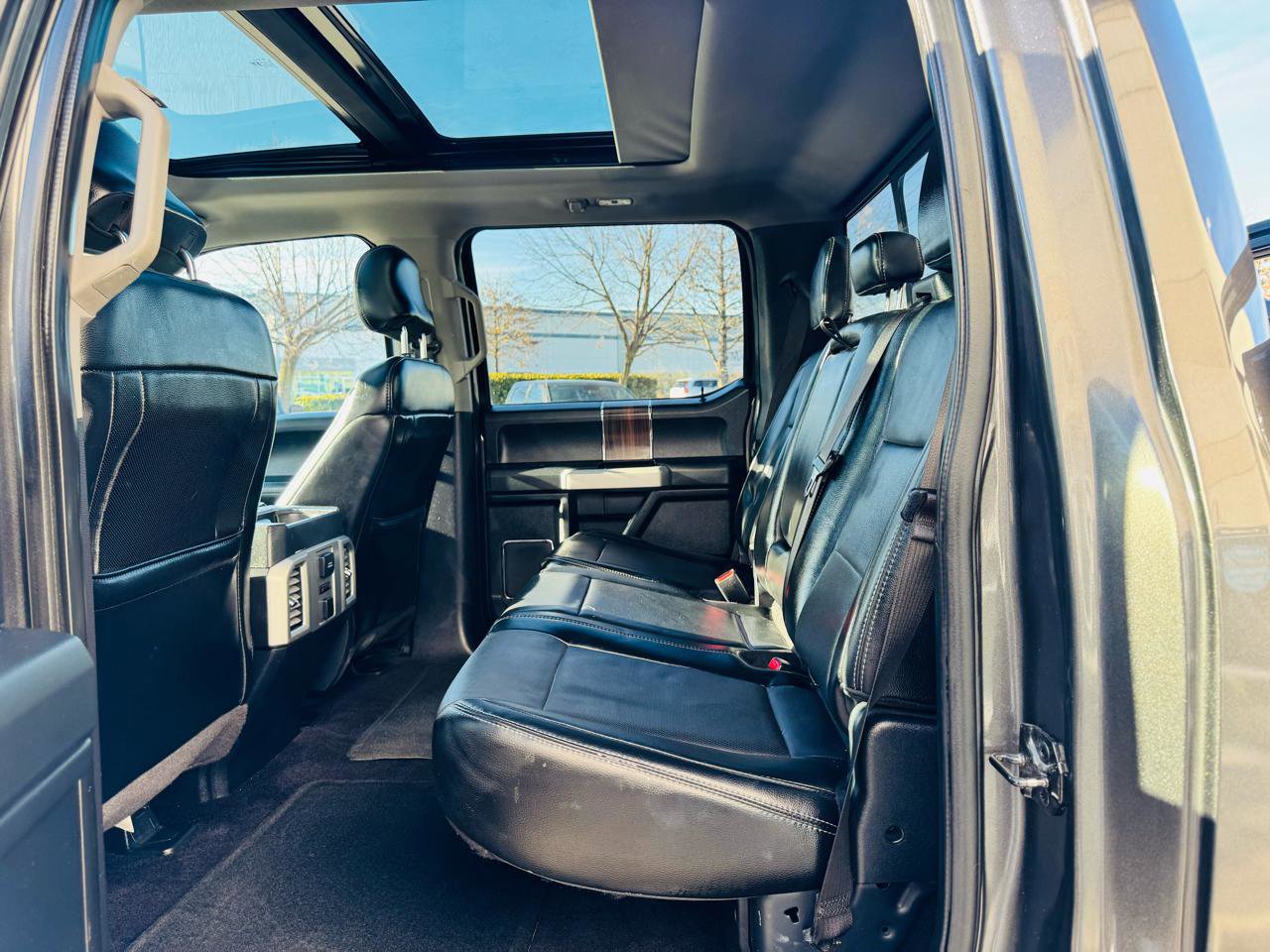 Used 2016 Ford F150 Lariat w/ Equipment Group 502A Luxury image 16