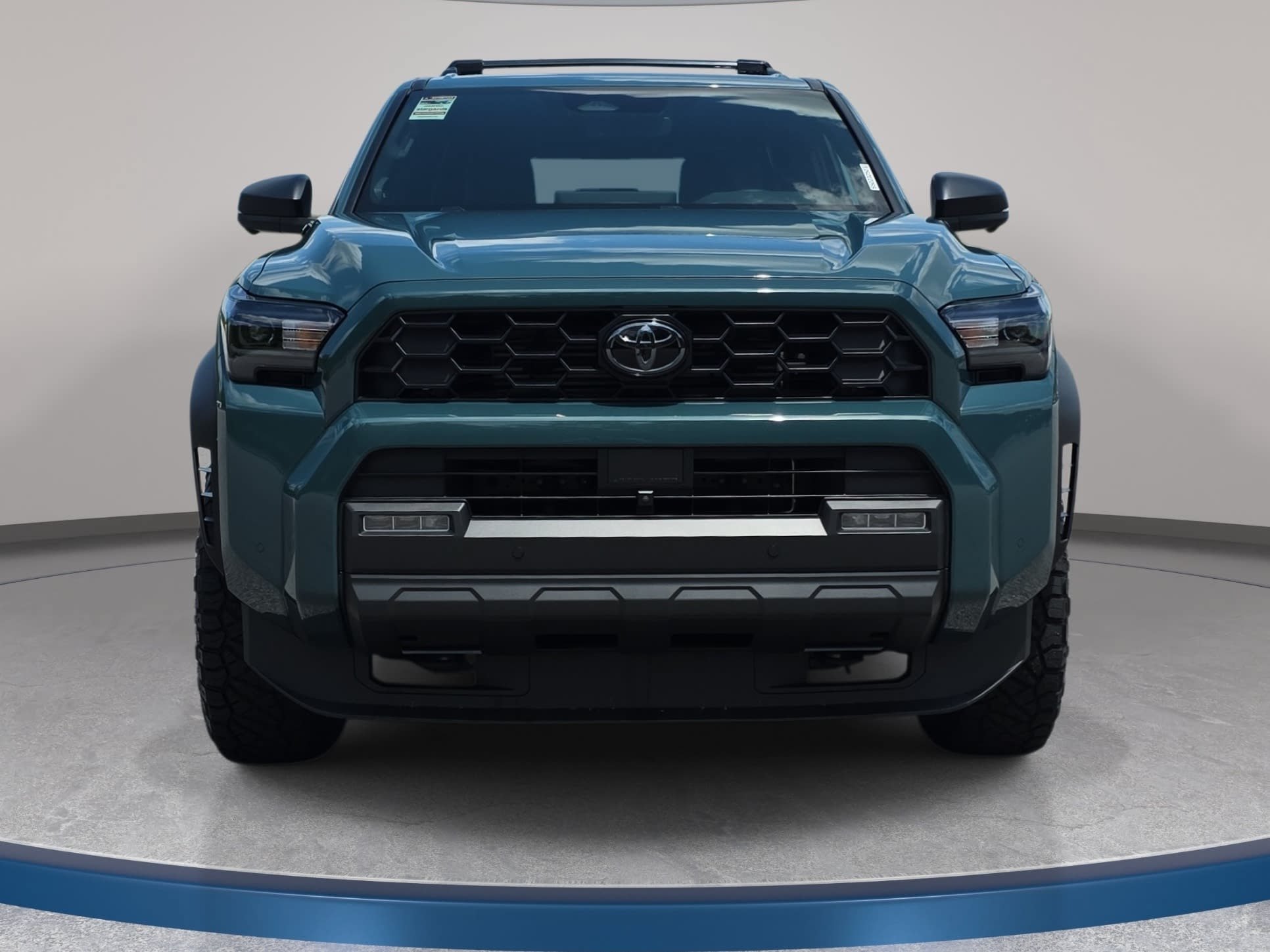Used 2025 Toyota 4Runner TRD Off-Road Premium AWD/4WD image 2