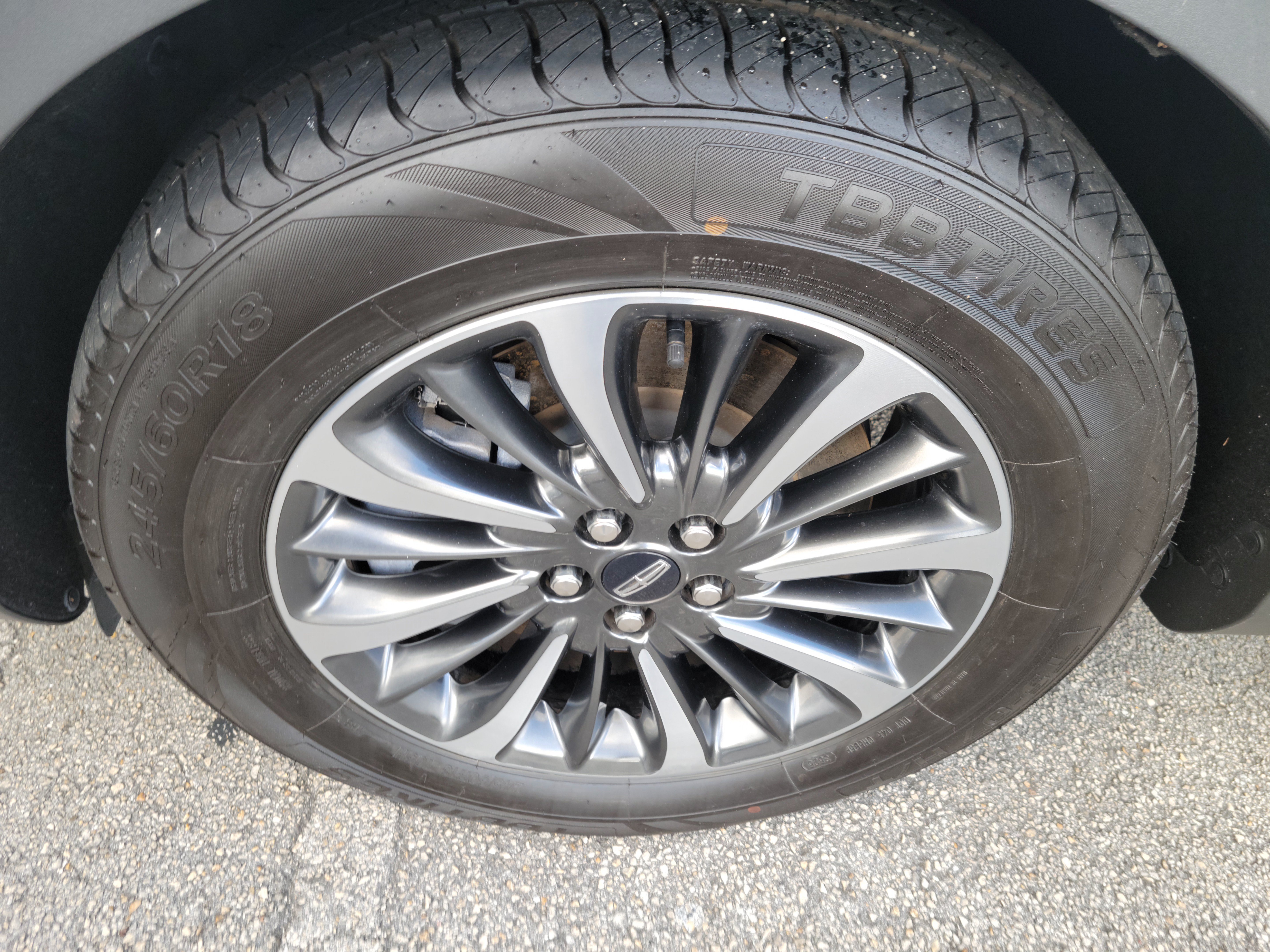 Certified 2023 Lincoln Nautilus AWD w/ Premium Package image 8