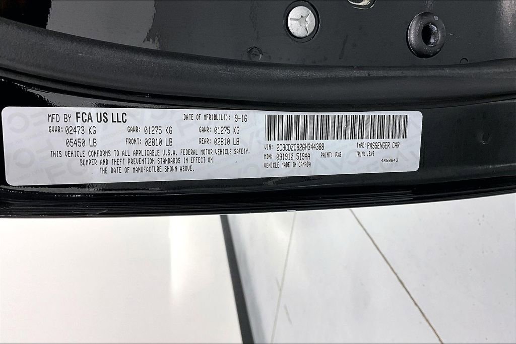 Used 2016 Dodge Challenger SRT Hellcat image 40