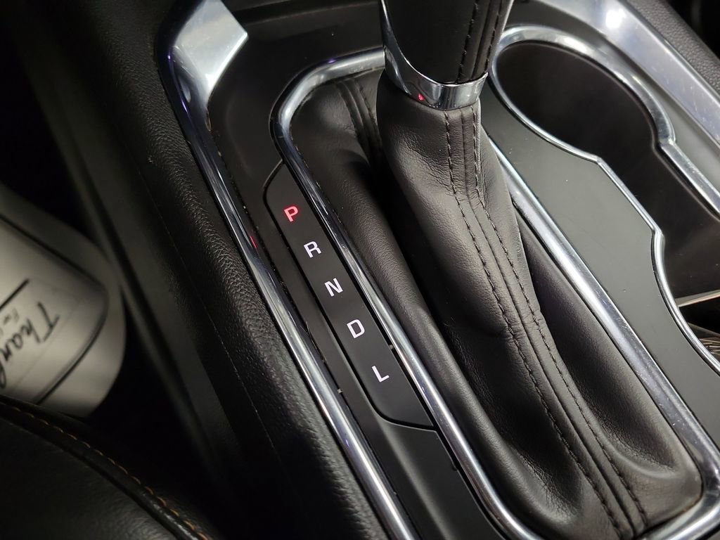 Used 2018 Chevrolet Traverse LT image 18