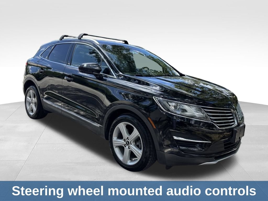 Used 2017 Lincoln MKC Premiere FWD image 8