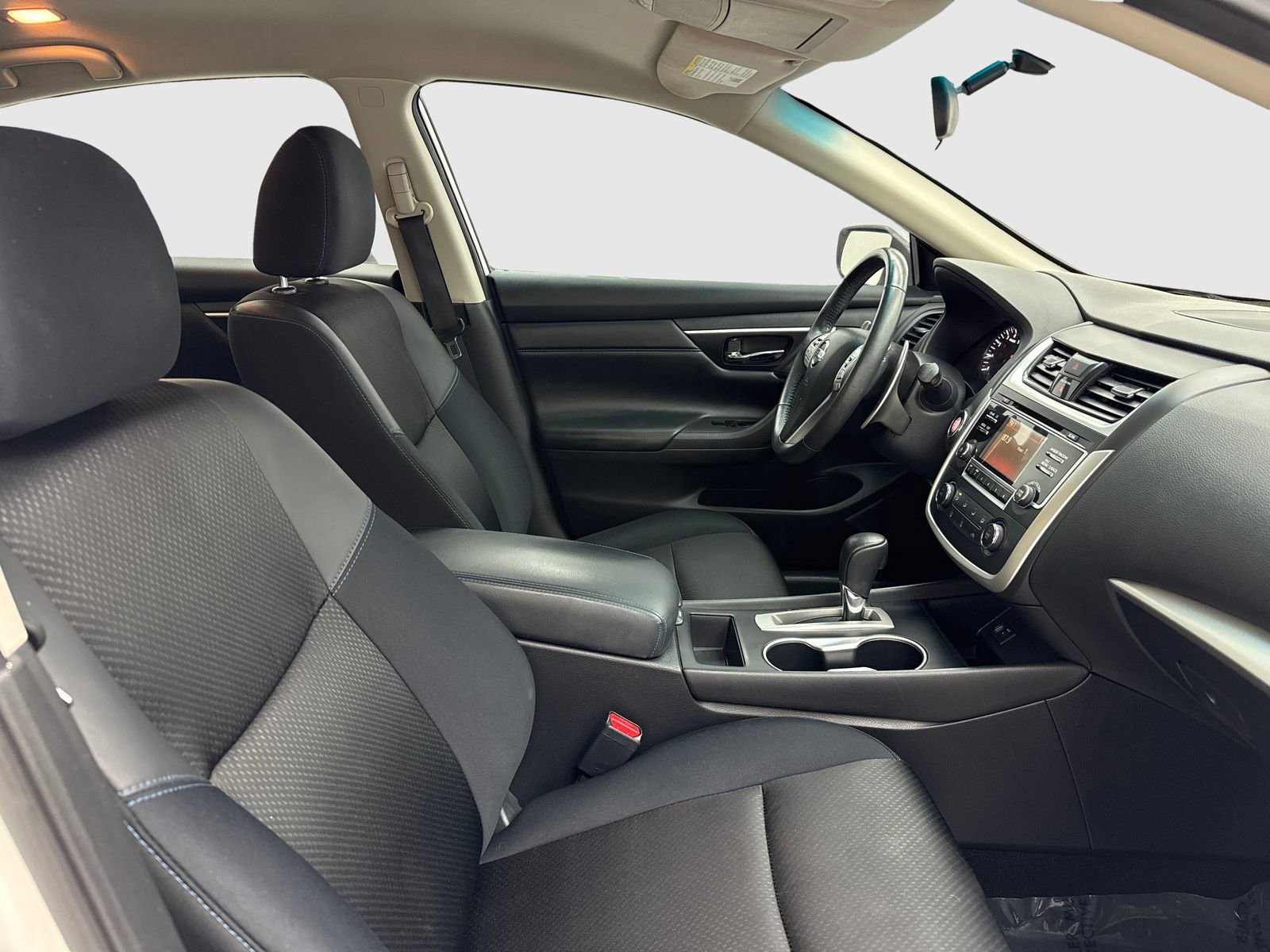Used 2017 Nissan Altima 2.5 SR FWD image 40