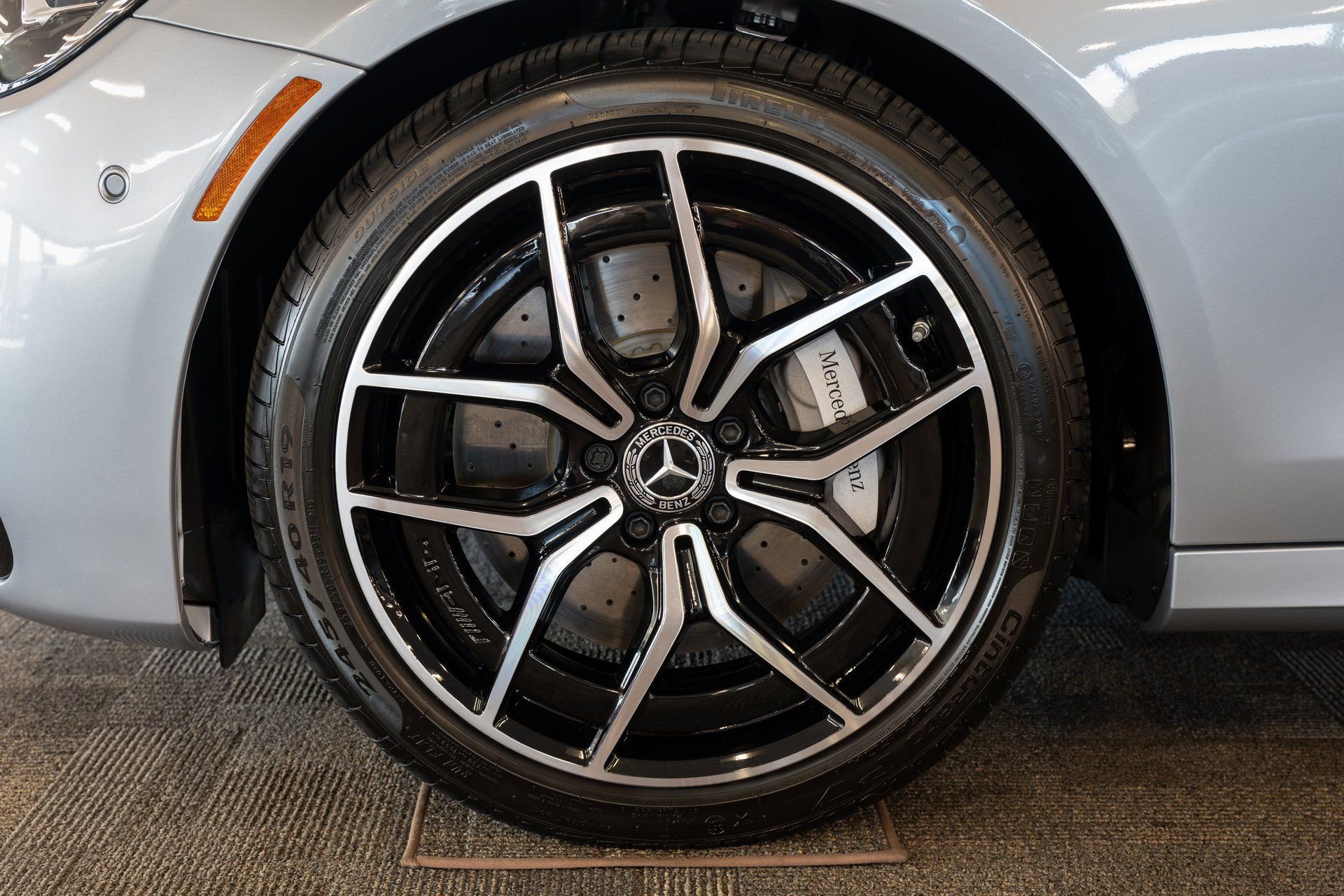 Used 2023 Mercedes-Benz E 350 Sedan image 24