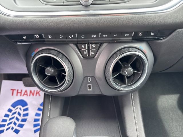 Used 2025 Chevrolet Blazer LT AWD/4WD image 21