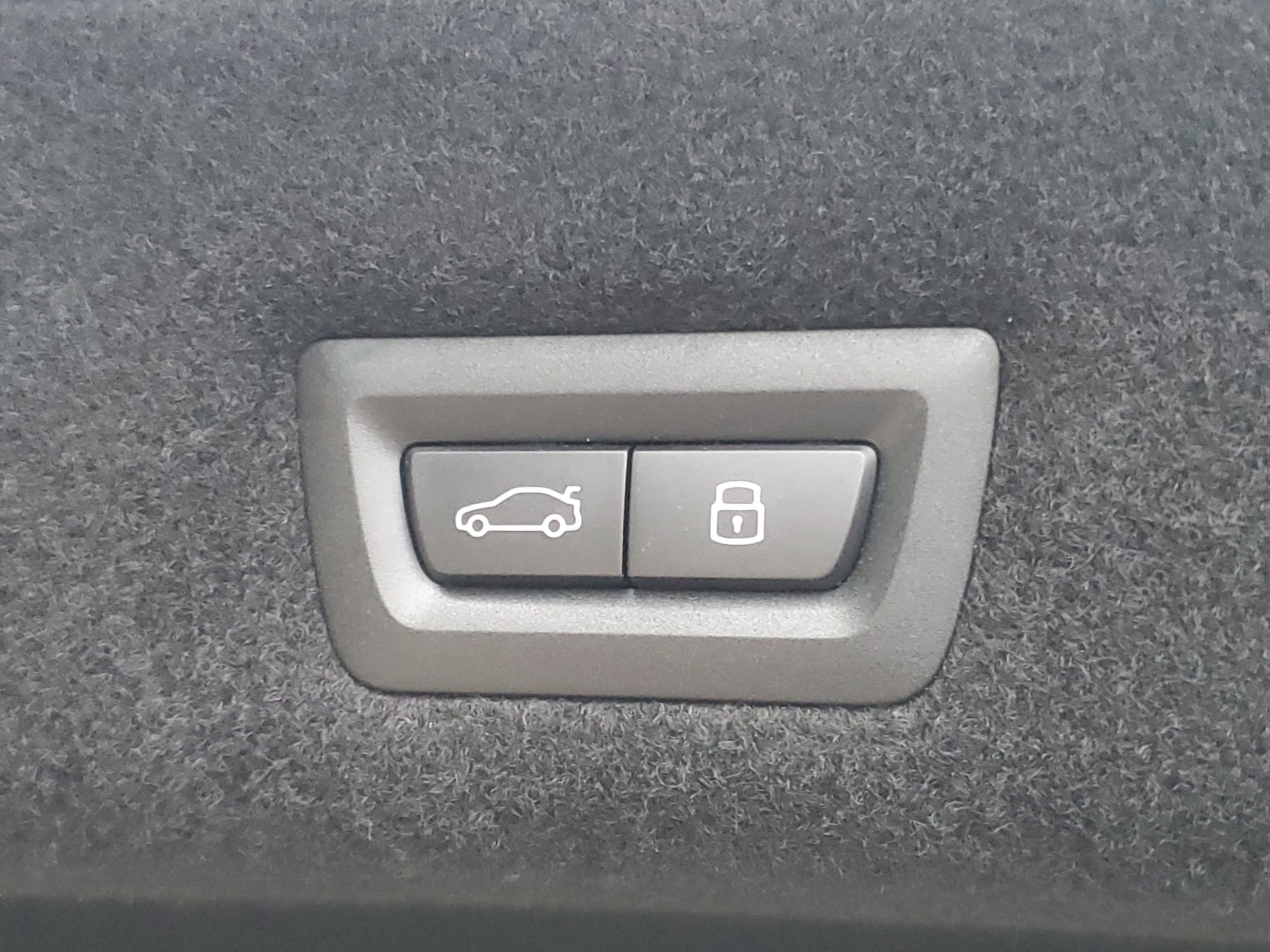 New 2026 BMW 740i xDrive image 29