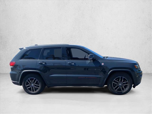 Used 2017 Jeep Grand Cherokee Trailhawk w/ Trailhawk Luxury Group AWD/4WD image 4