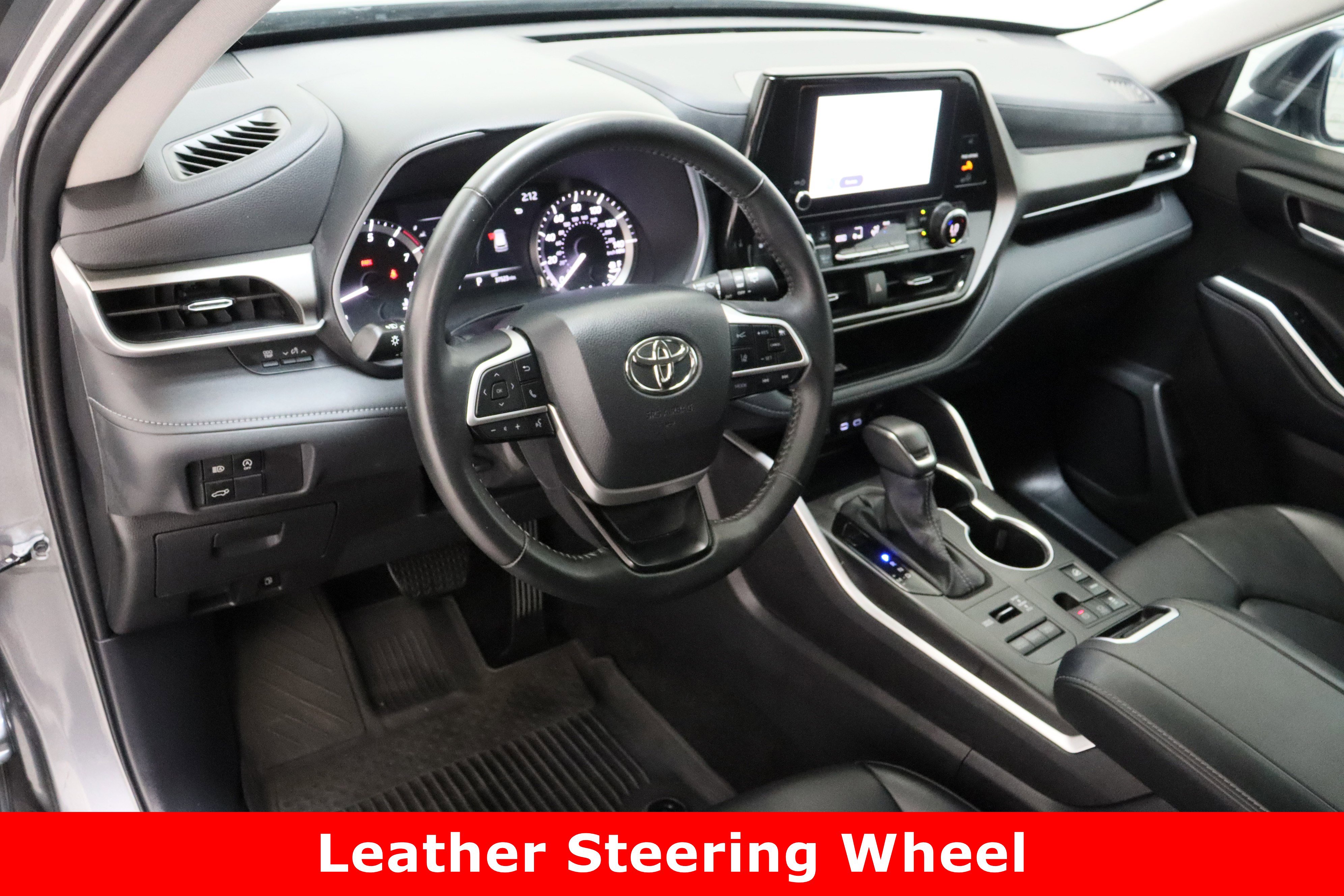 Certified 2025 Toyota Highlander XLE AWD/4WD image 13