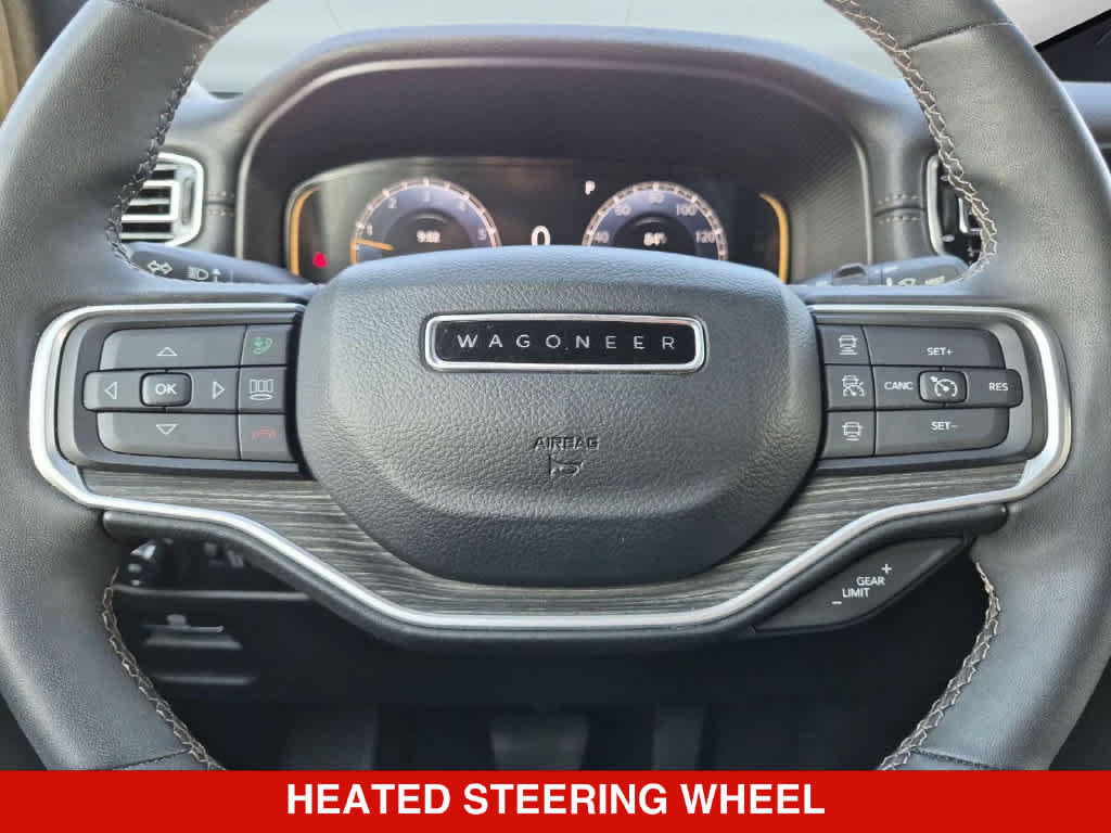 Used 2024 Jeep Wagoneer L Series II AWD/4WD image 22