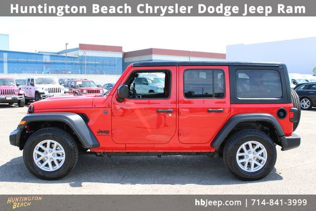 Used 2023 Jeep Wrangler Sport S image 7