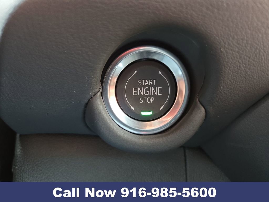 New 2026 Chevrolet Suburban LT image 21