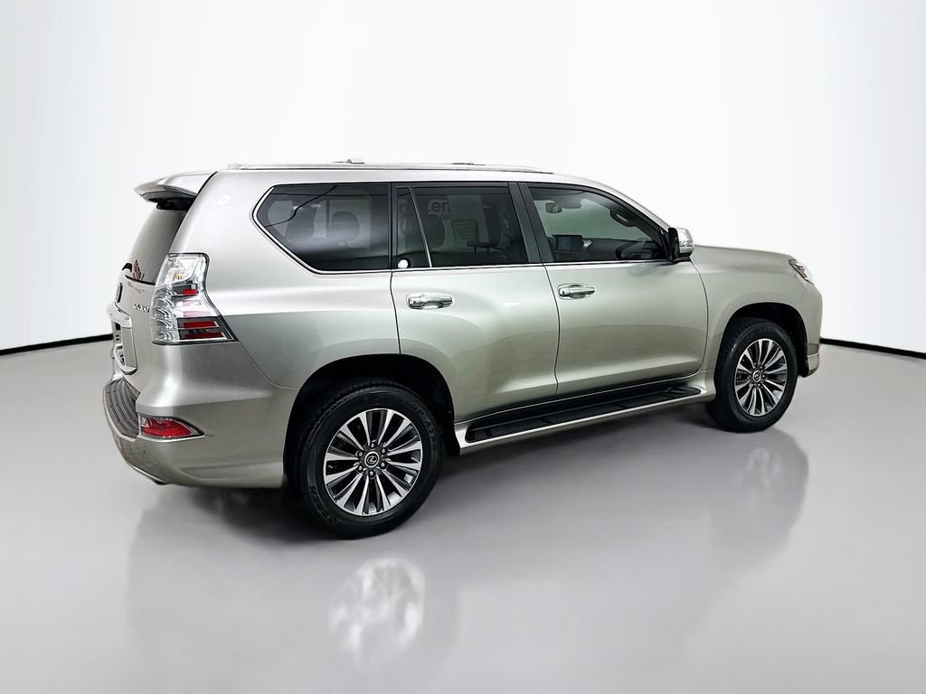 Used 2023 Lexus GX 460 Luxury w/ Accessory Package AWD/4WD image 7