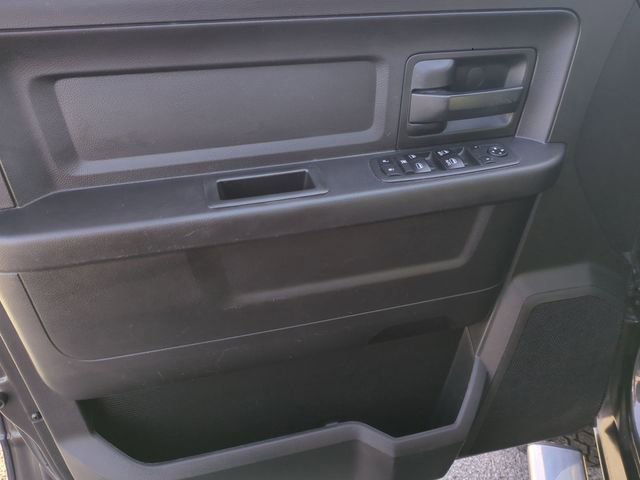 Used 2018 RAM 2500 Tradesman w/ Chrome Appearance Group image 12