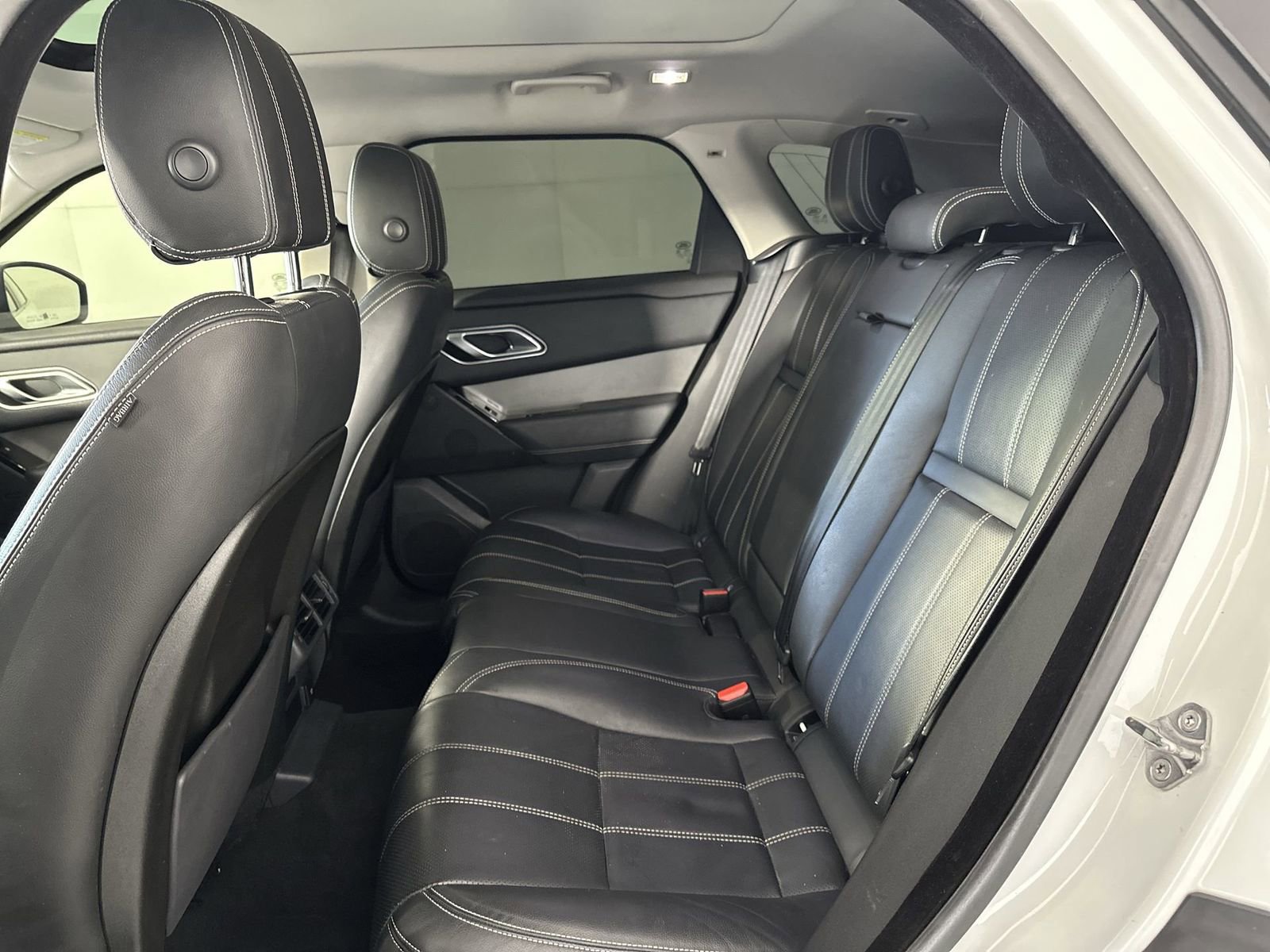Used 2019 Land Rover Range Rover Velar S image 23