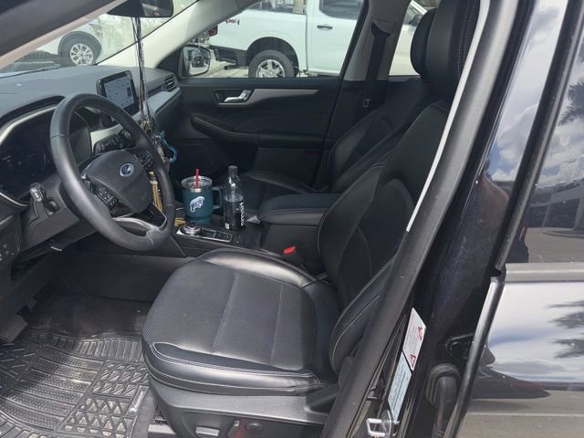 Certified 2021 Ford Escape SEL w/ Technology Package image 2