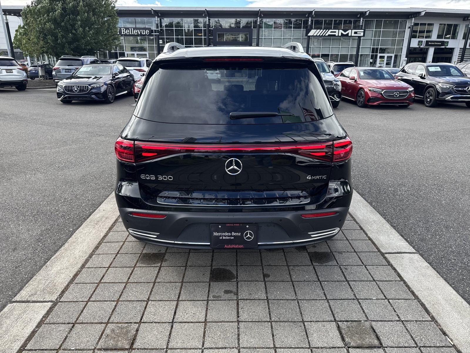 Certified 2024 Mercedes-Benz EQB 300 4MATIC image 6