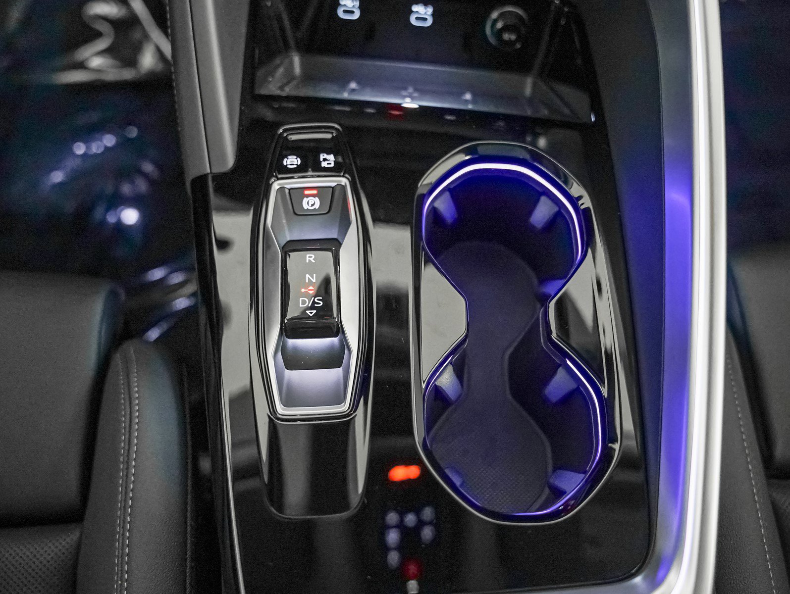 New 2025 Audi Q5 Premium Plus image 18