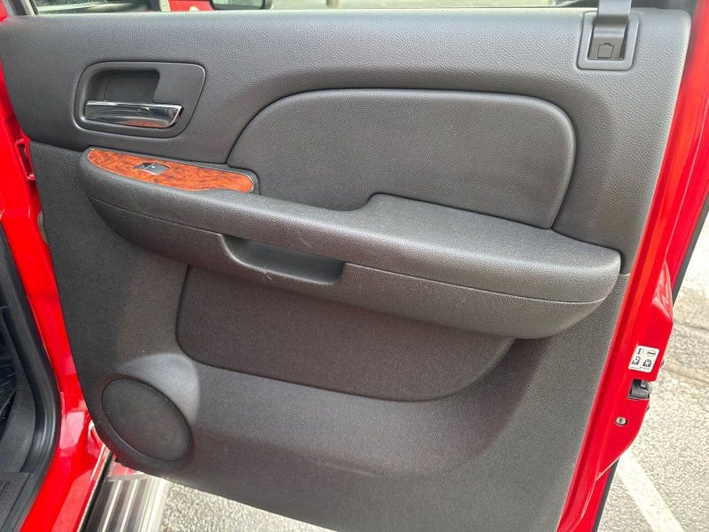 Used 2008 Chevrolet Silverado 2500 LTZ w/ Safety Package image 28