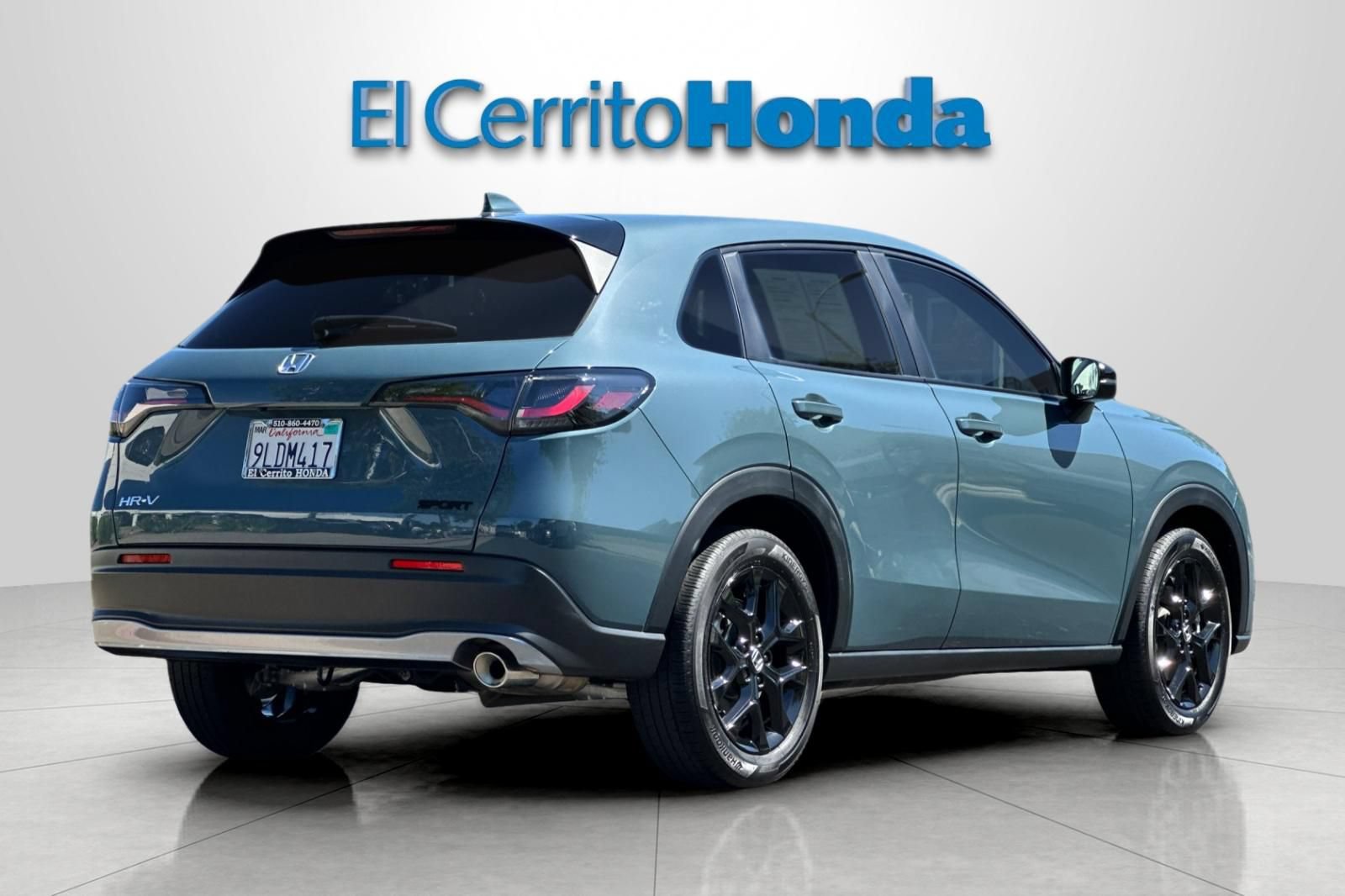 Used 2024 Honda HR-V Sport image 3