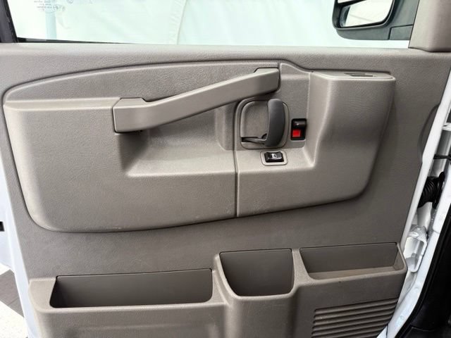 Used 2021 Chevrolet Express 2500 w/ Driver Convenience Package RWD image 12