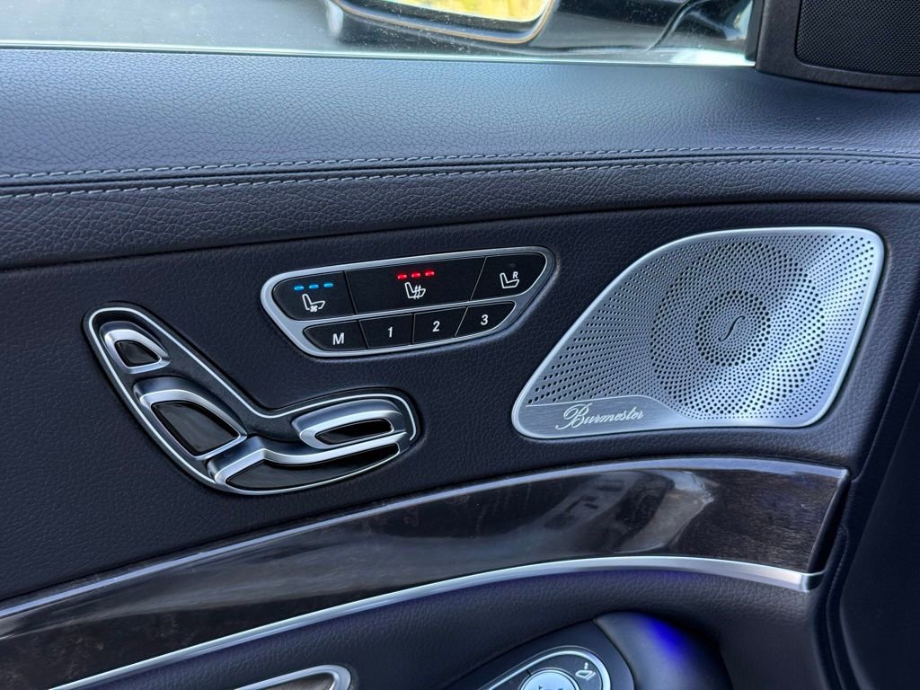 Used 2019 Mercedes-Benz S 560 Sedan image 4